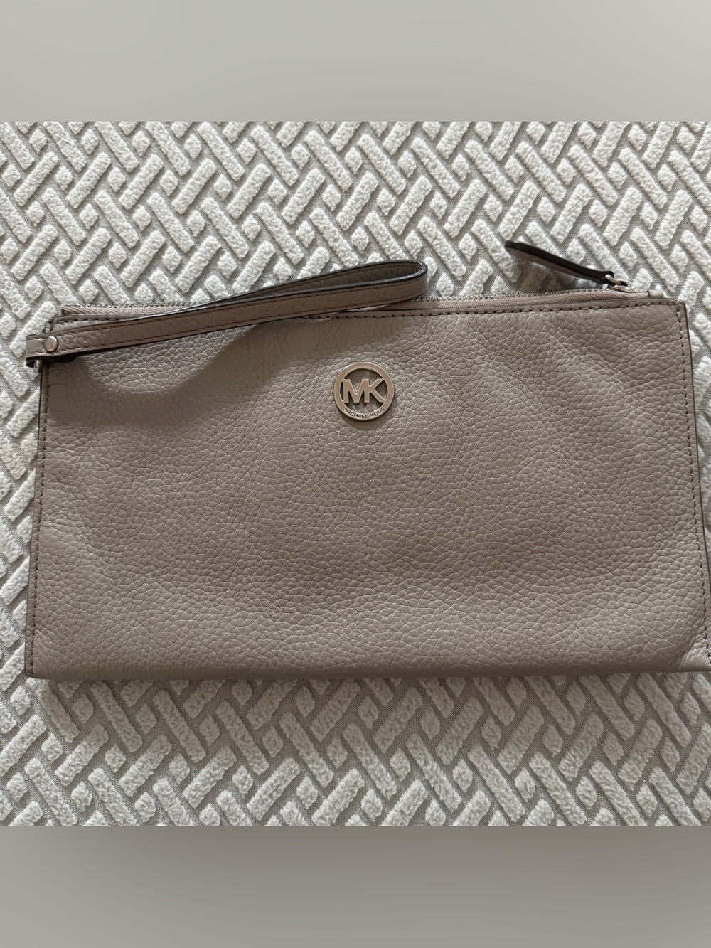 Michael Kors Light Gray  Pebbled Leather Wristlet Clutch